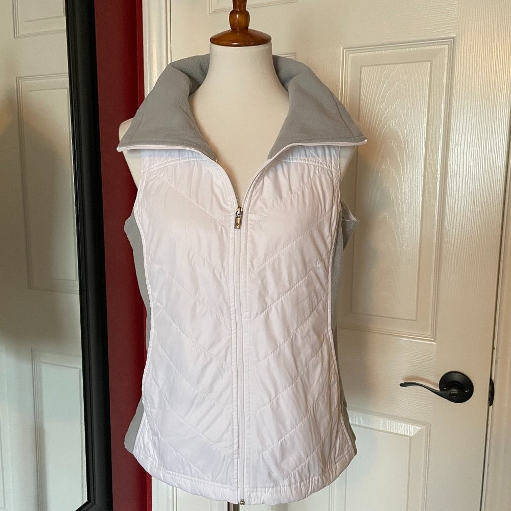 Columbia Grey and White Vest-Size M